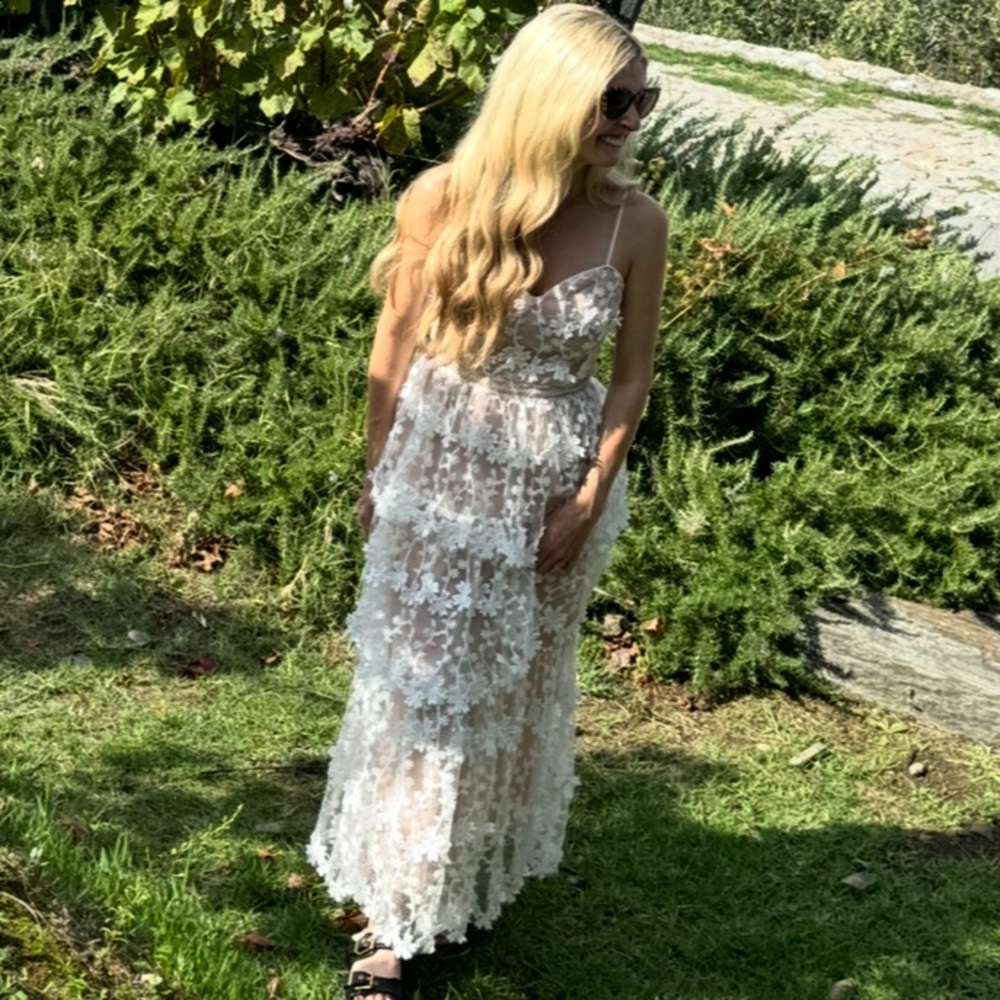 Endless Rose White Lace Dress